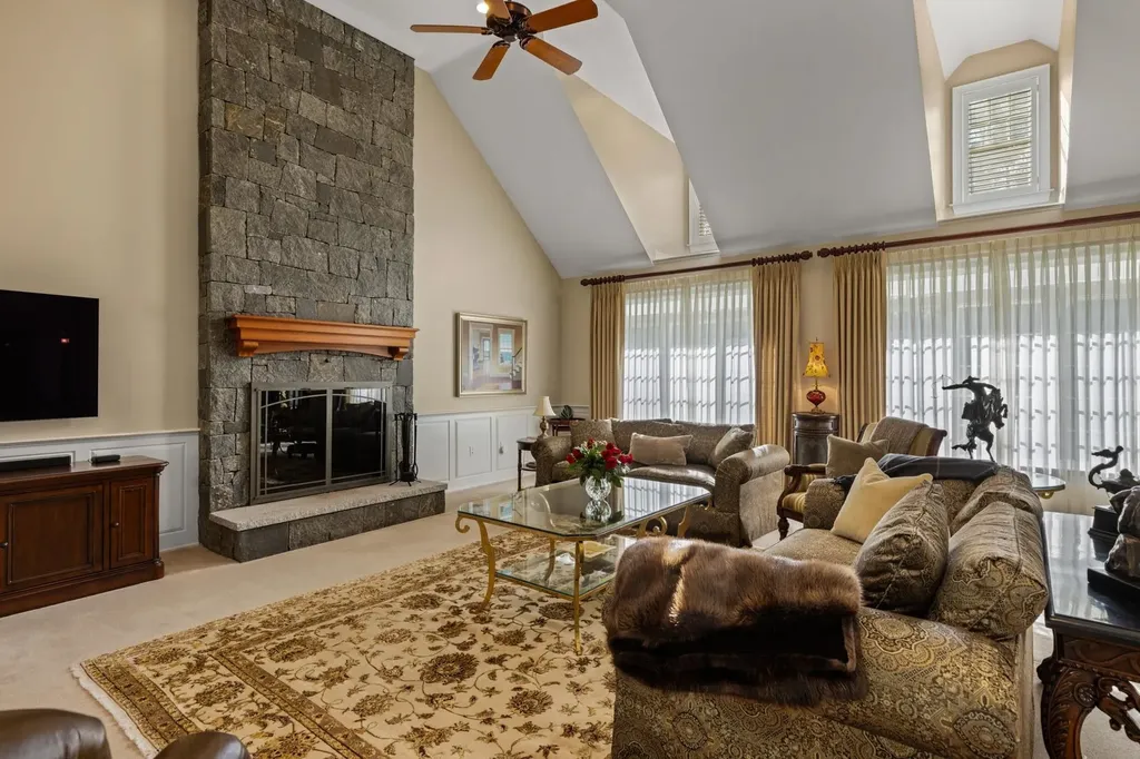 9 Whitehorse Drive Rye NH 03870
