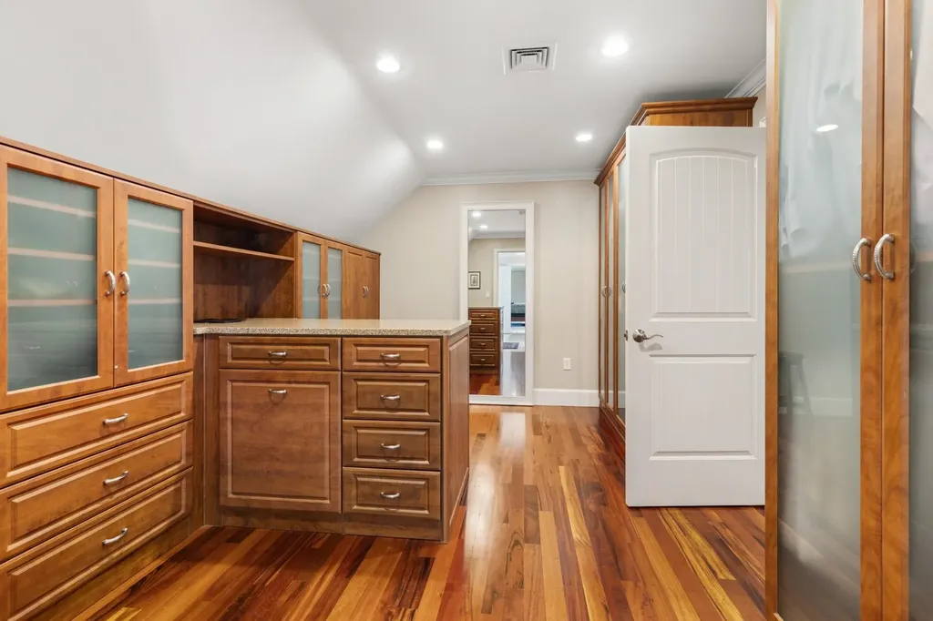 9 Whitehorse Drive Rye NH 03870