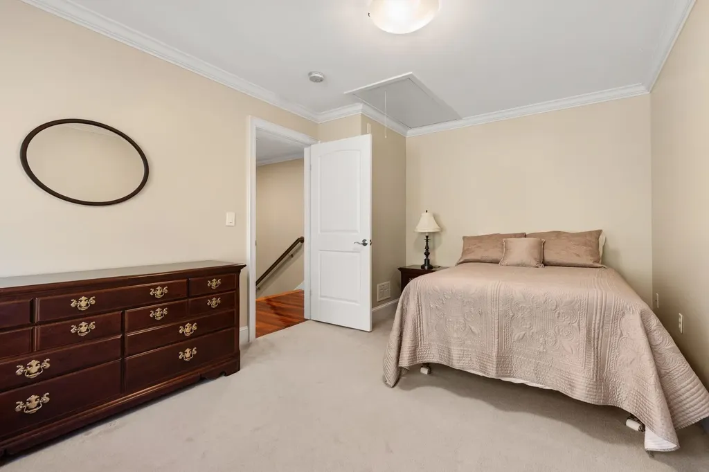 9 Whitehorse Drive Rye NH 03870