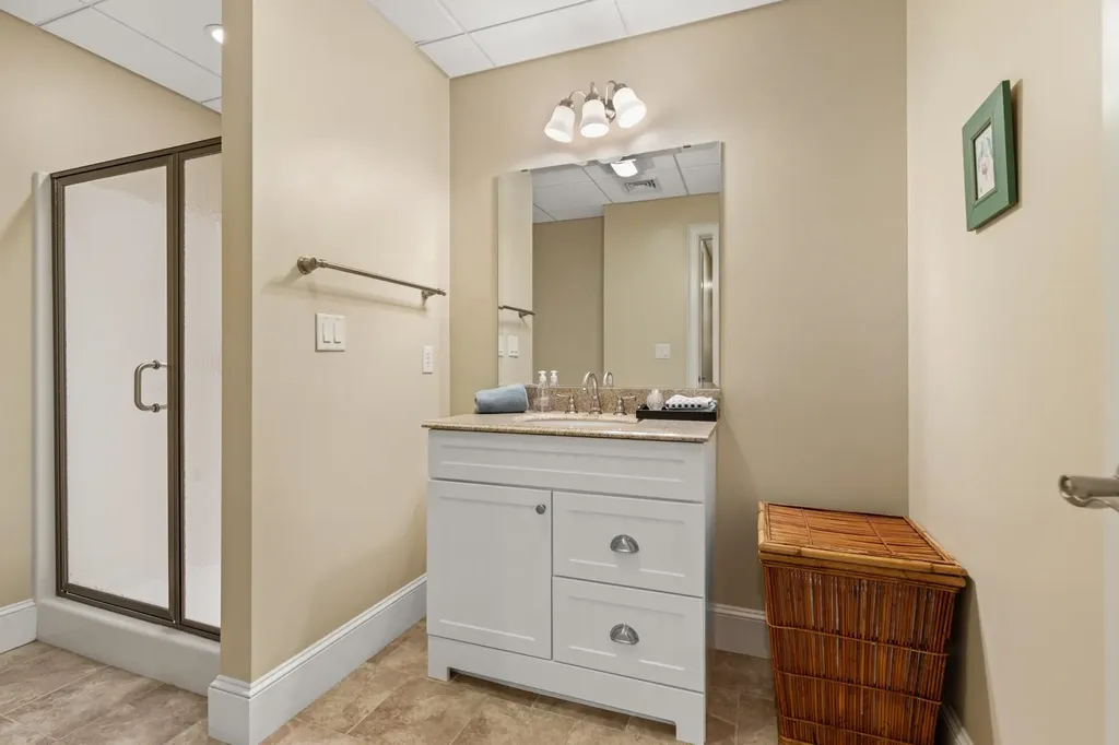 9 Whitehorse Drive Rye NH 03870