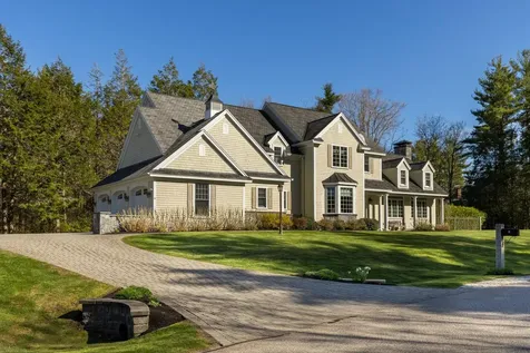 9 Whitehorse Drive Rye NH 03870