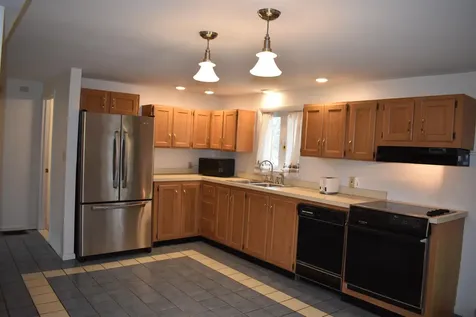 67 Shaker Hill Road Enfield NH 03748