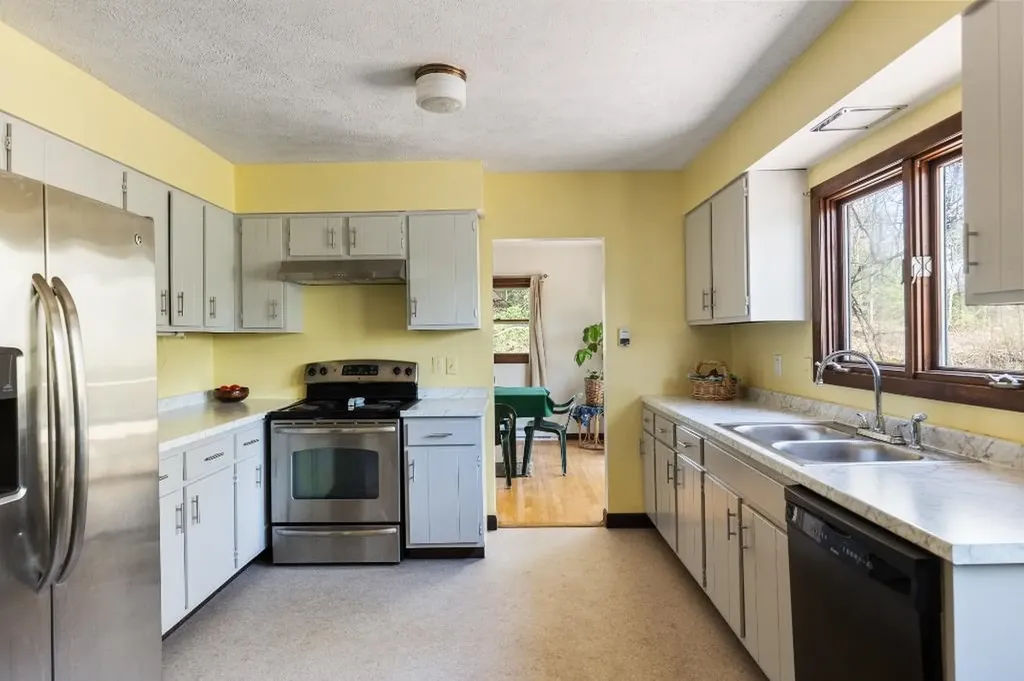 17 Van Patten Parkway Burlington VT 05408