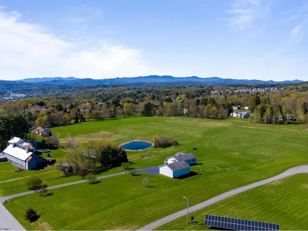 127 West Cobble Hill Road Barre Town VT 05461