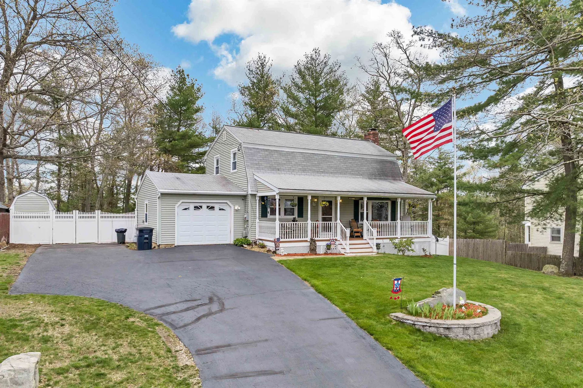 8 Taschereau Boulevard Nashua NH 03062
