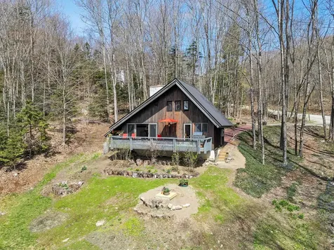 402 Great Hawk Road Rochester VT 05767-8811