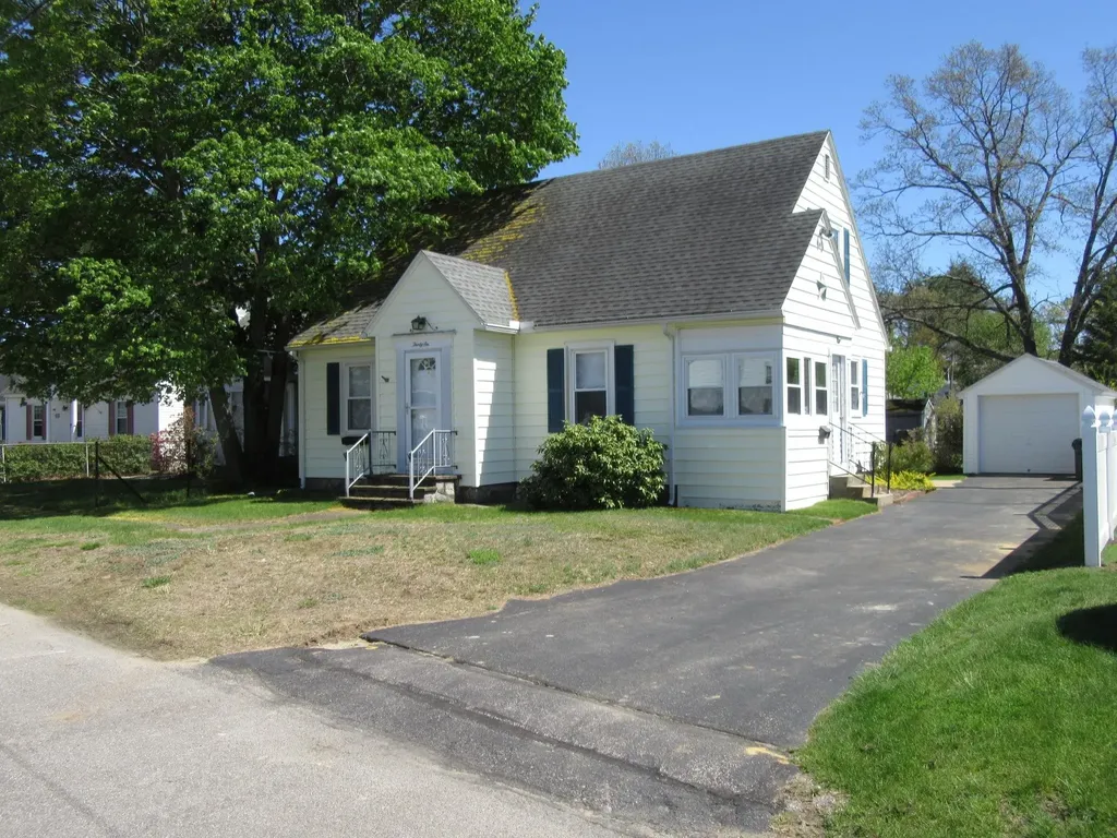 36 Shirley Hill Road Manchester NH 03102