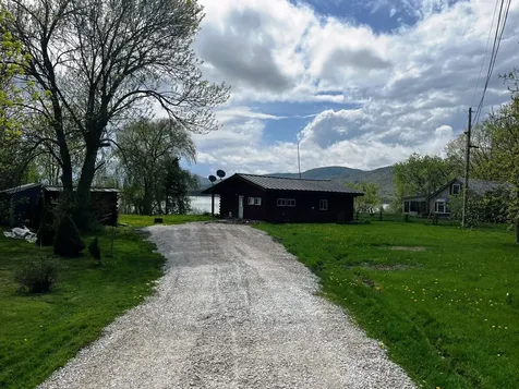 48 Capital Hill Drive Shoreham VT 05770