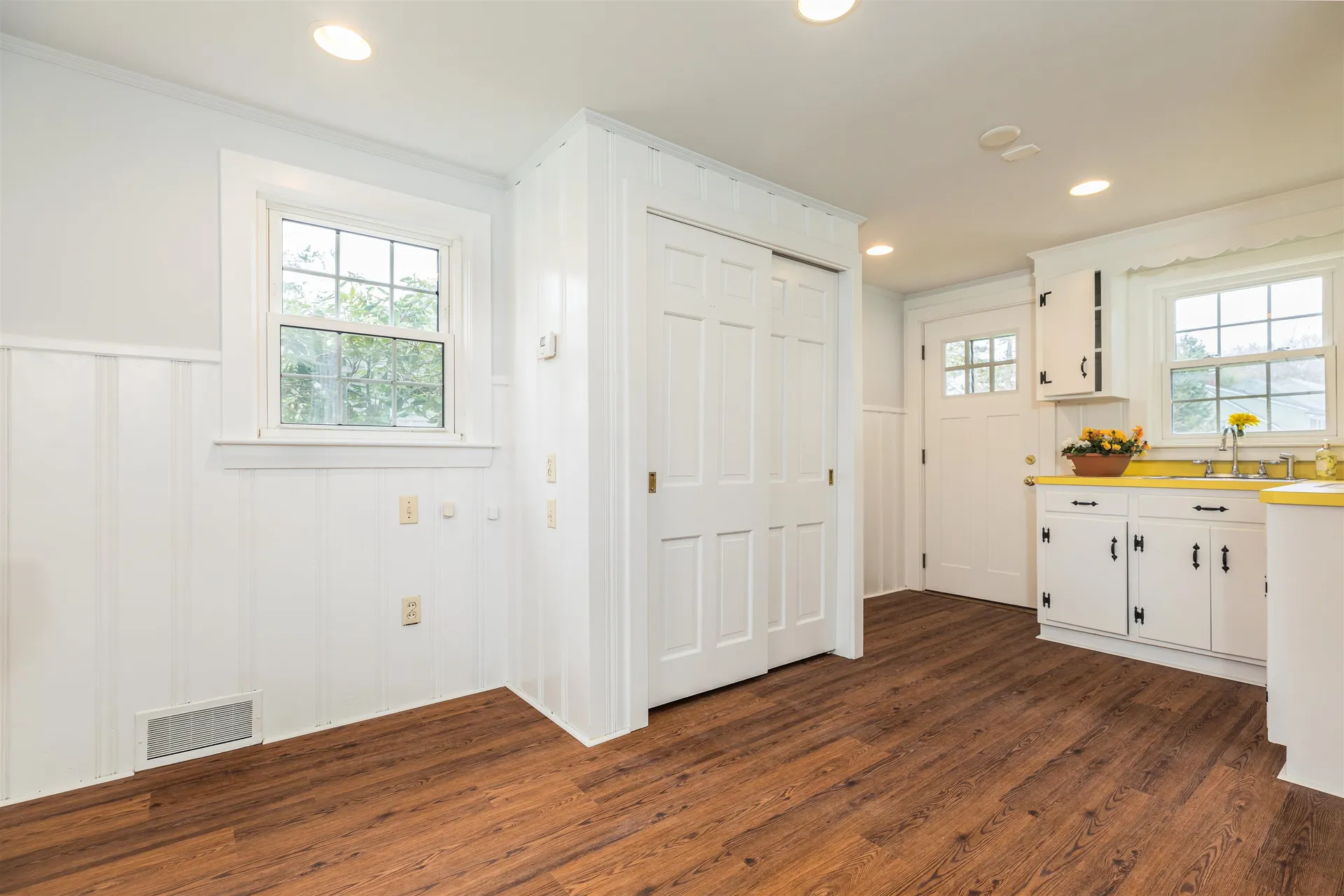 8 Thompson Lane Durham NH 03824