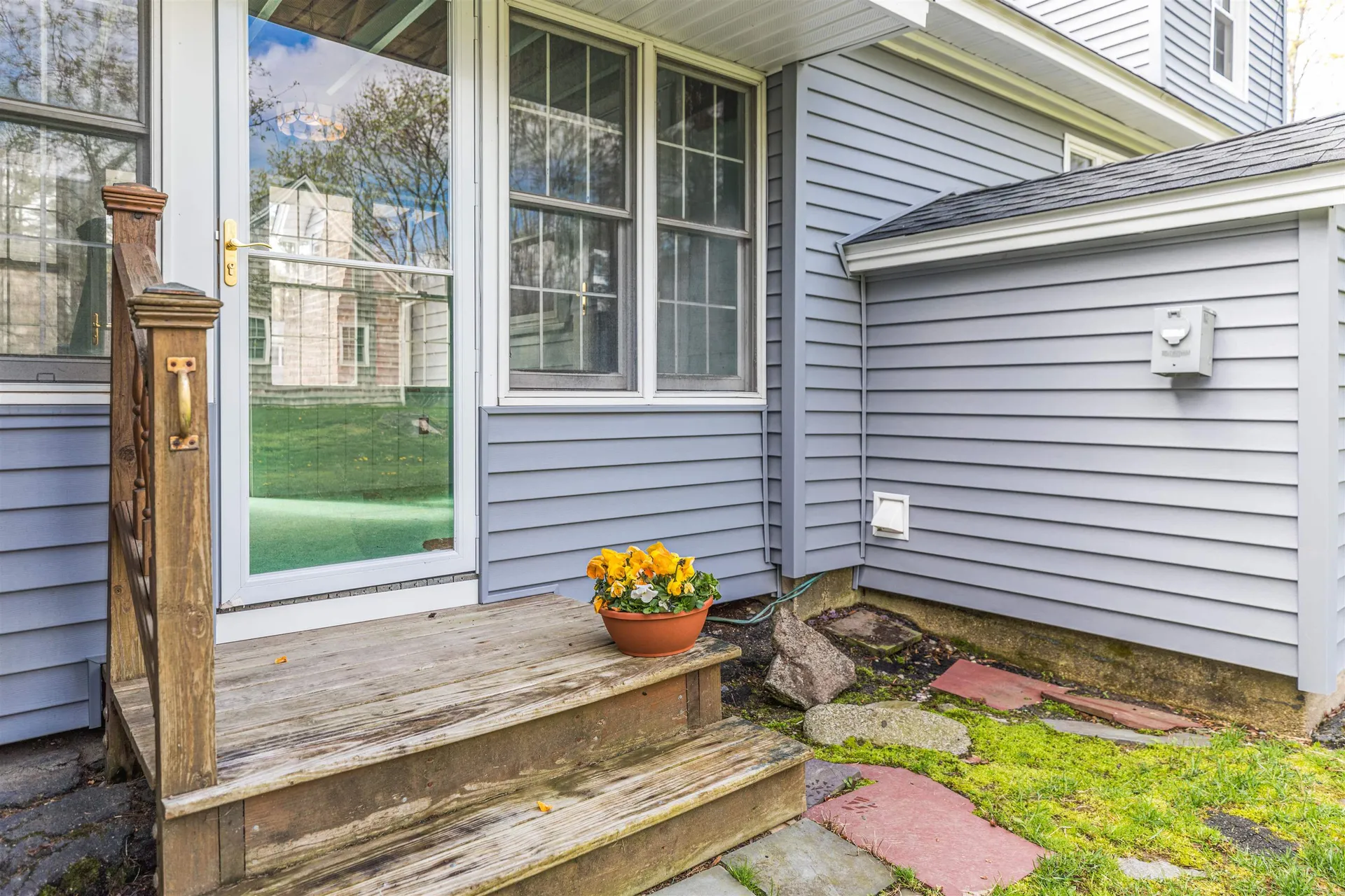 8 Thompson Lane Durham NH 03824