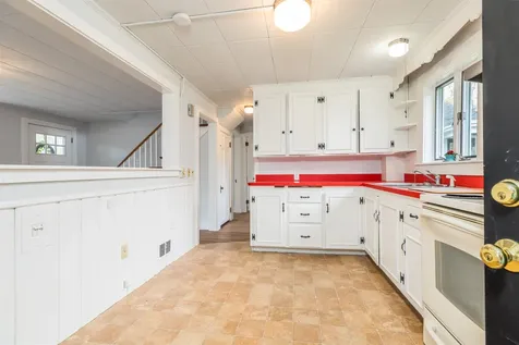 8 Thompson Lane Durham NH 03824