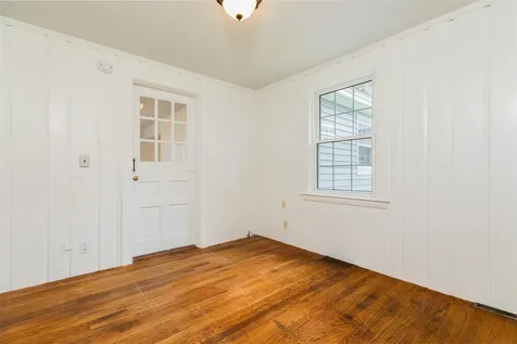 8 Thompson Lane Durham NH 03824
