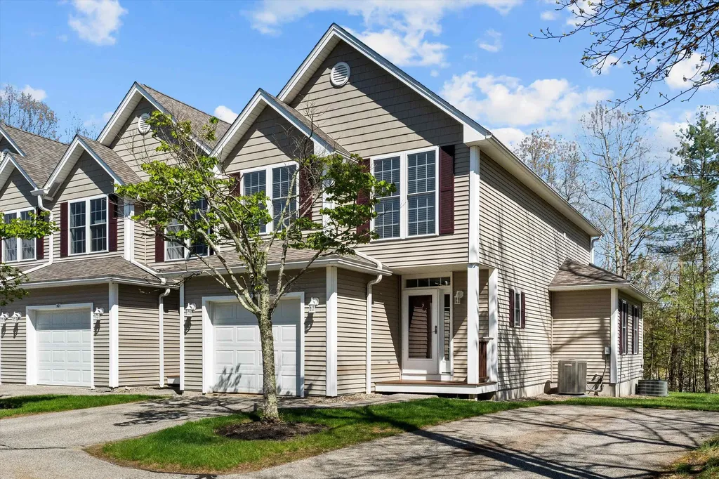 9 Lilac Lane Newmarket NH 03857