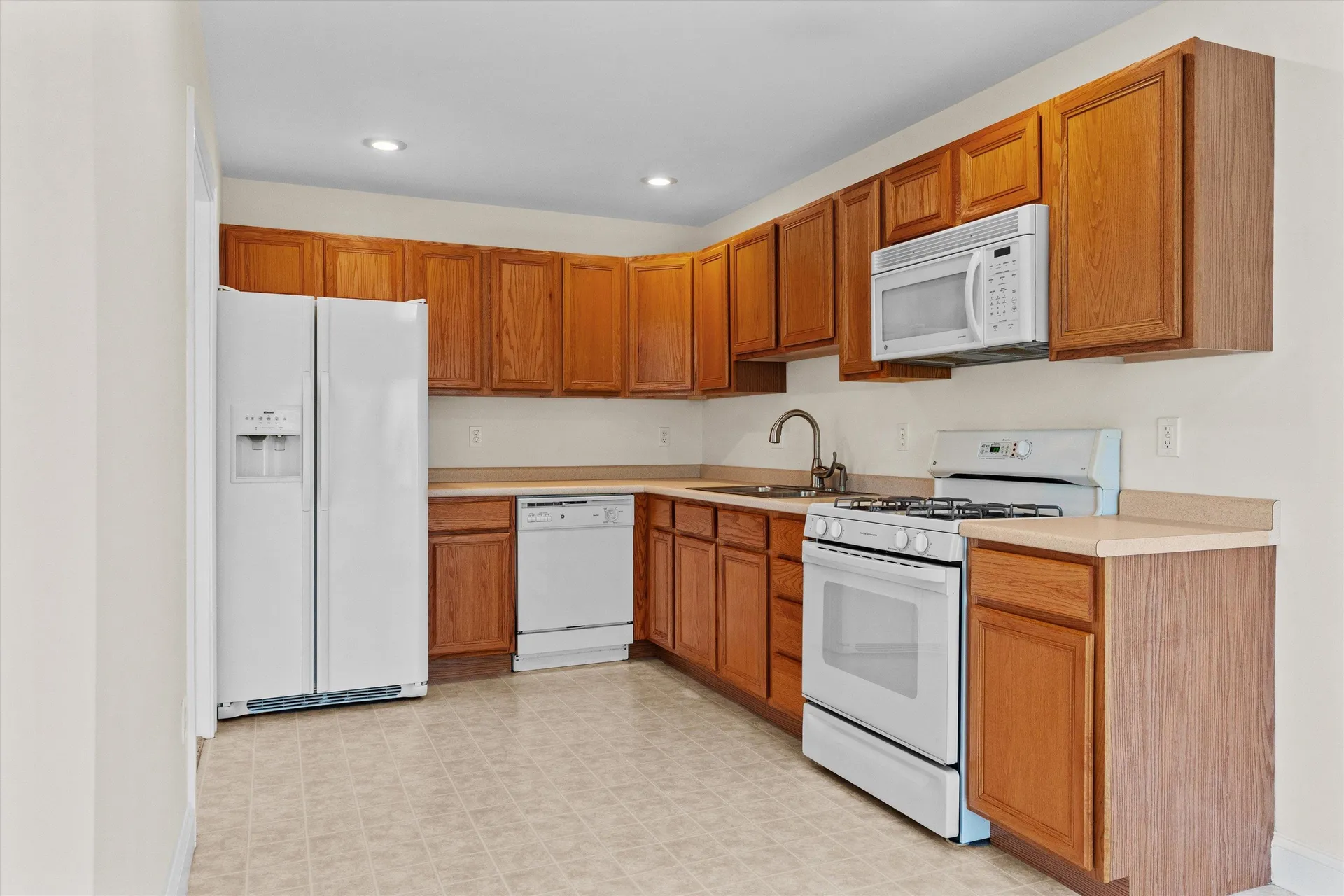 9 Lilac Lane Newmarket NH 03857