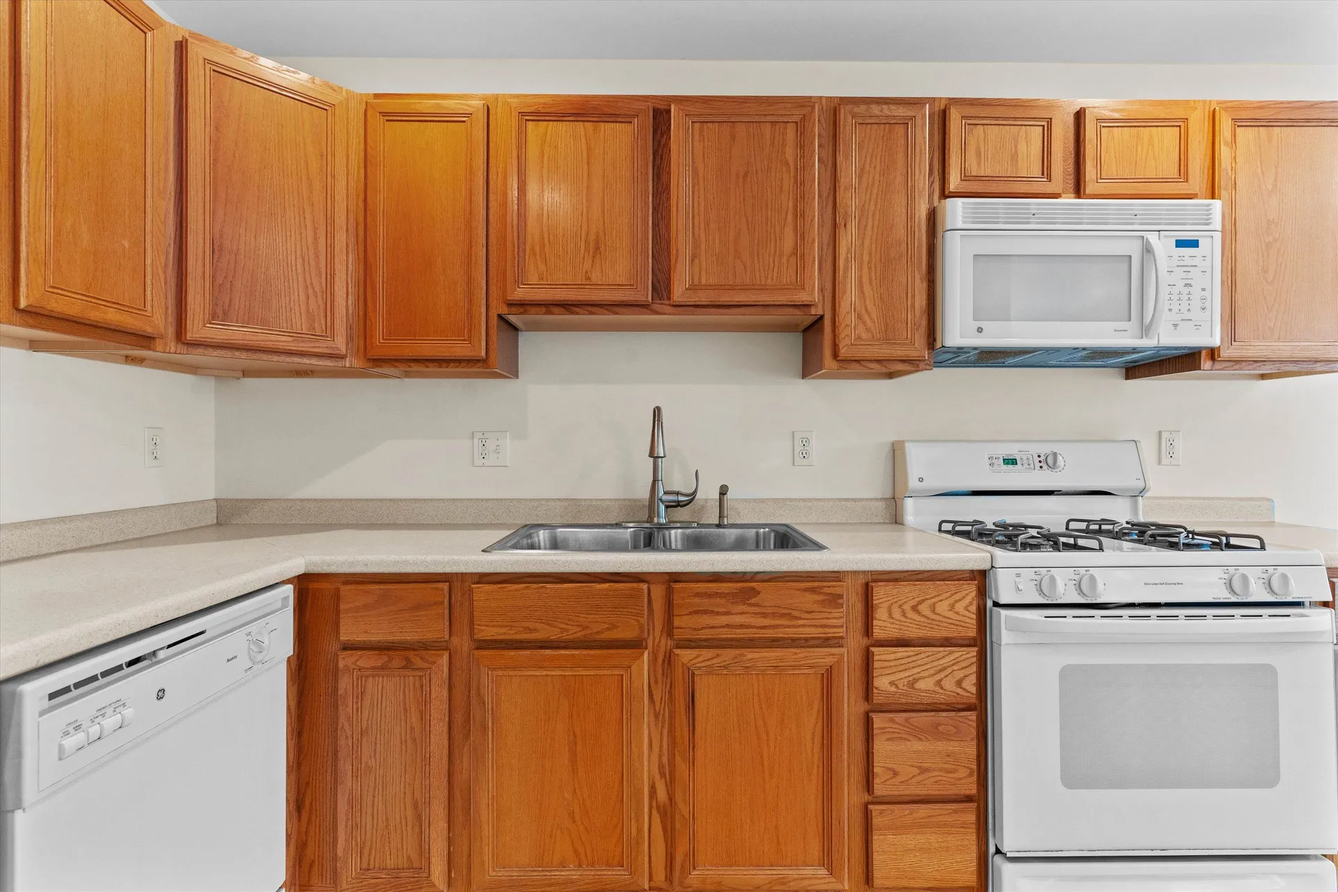 9 Lilac Lane Newmarket NH 03857
