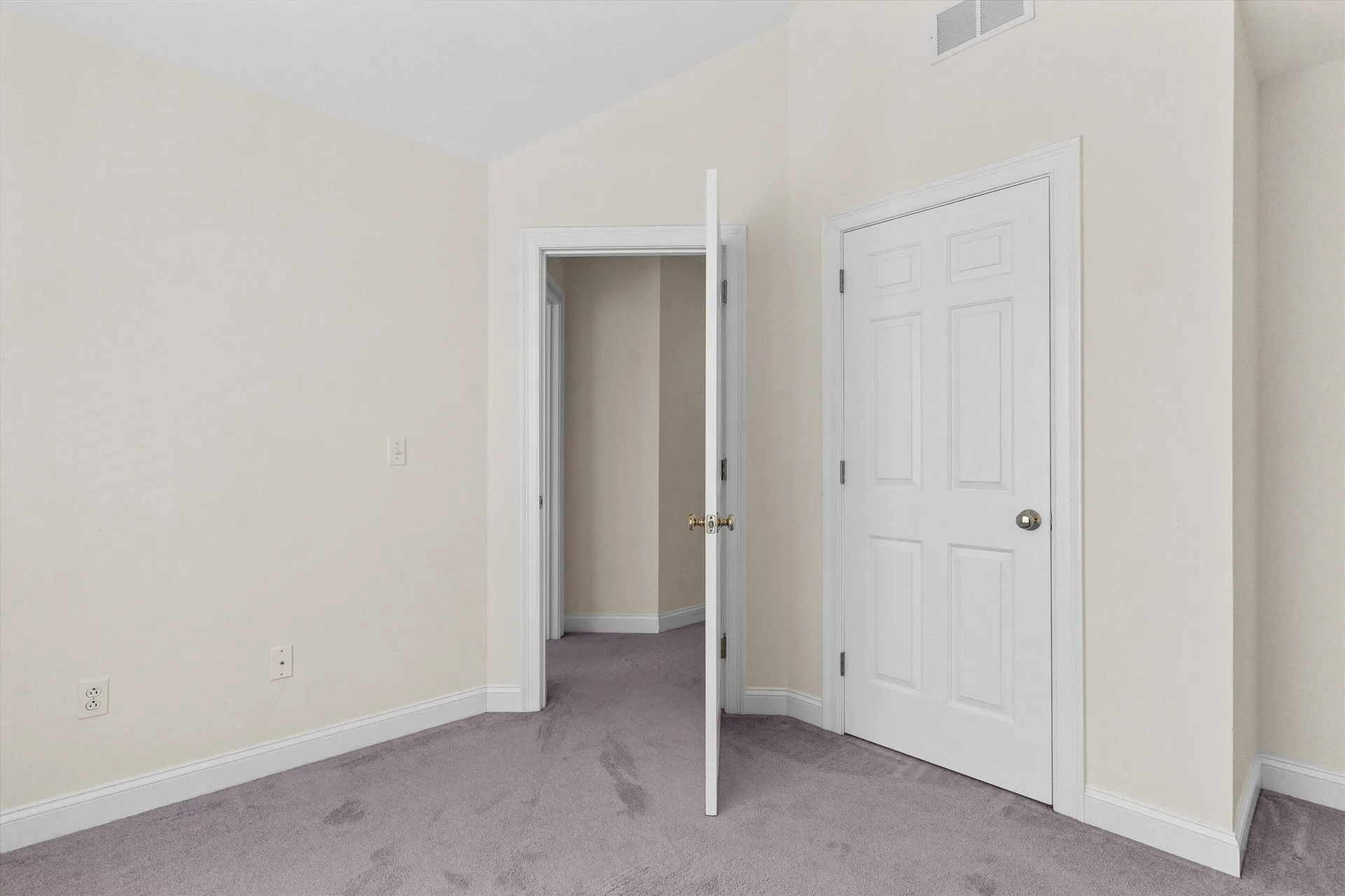 9 Lilac Lane Newmarket NH 03857