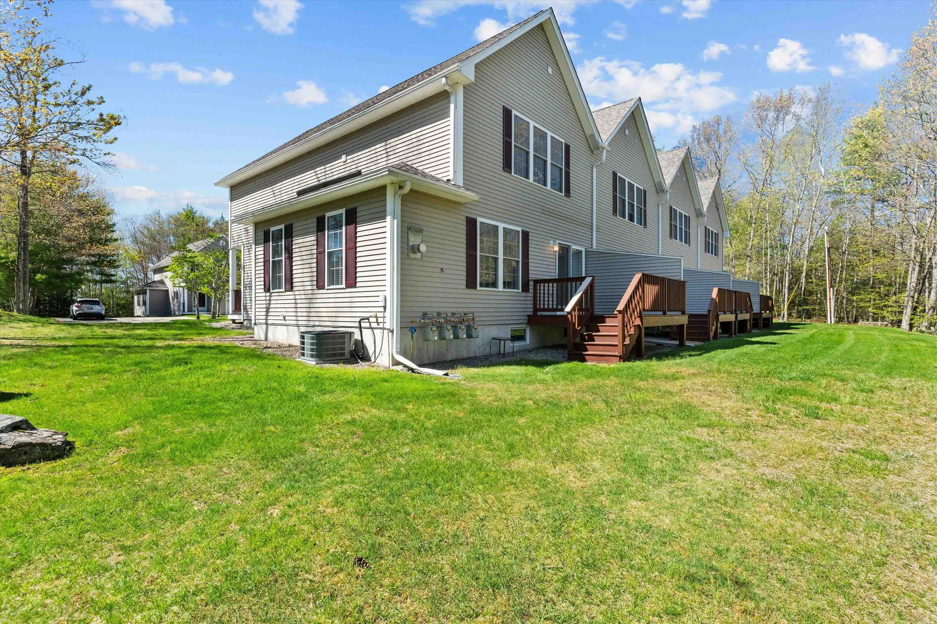 9 Lilac Lane Newmarket NH 03857