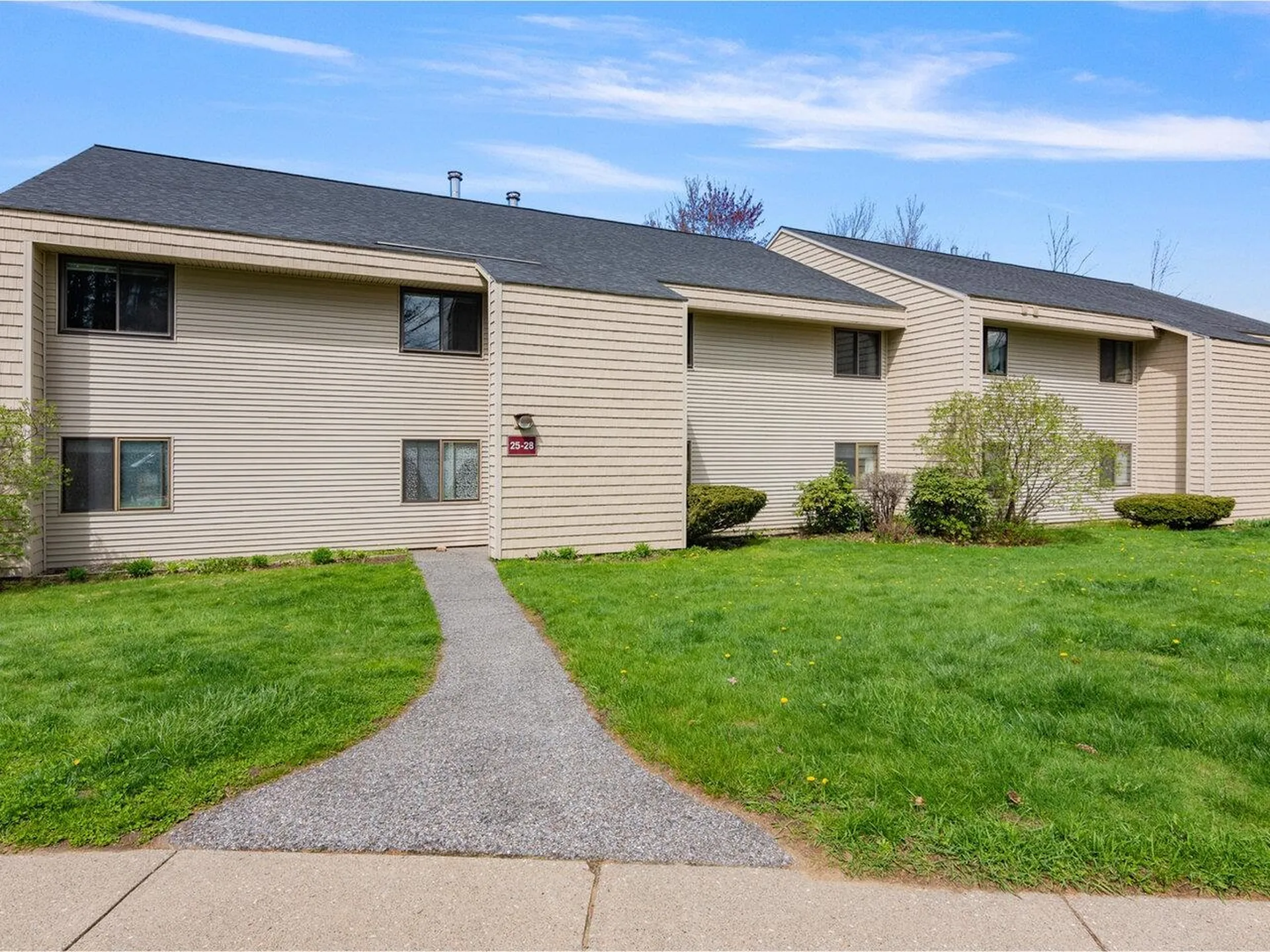 25 Bayberry Lane South Burlington VT 05403