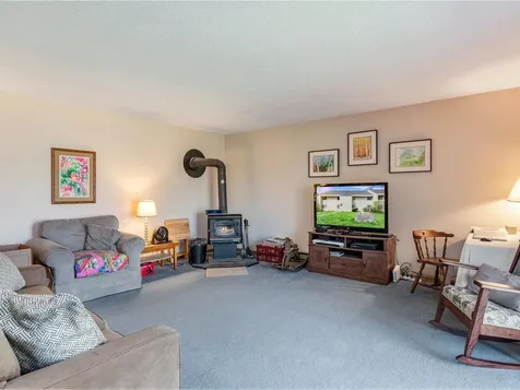 25 Bayberry Lane South Burlington VT 05403