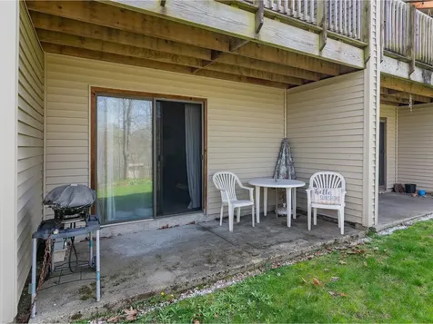 25 Bayberry Lane South Burlington VT 05403