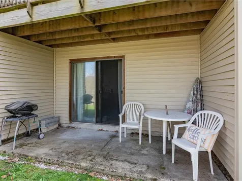25 Bayberry Lane South Burlington VT 05403
