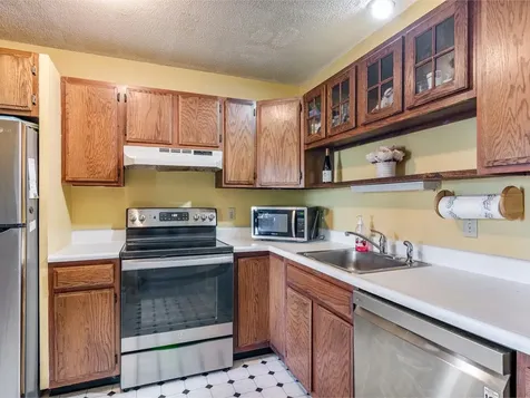 25 Bayberry Lane South Burlington VT 05403