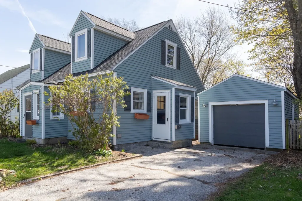 25 Simms Street Burlington VT 05408