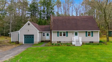 51 Shepard Home Road Chester NH 03036