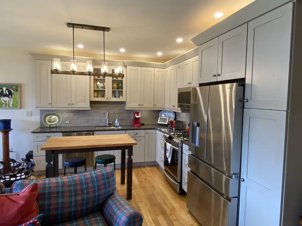 68 Governor Wentworth Highway Tuftonboro NH 03853