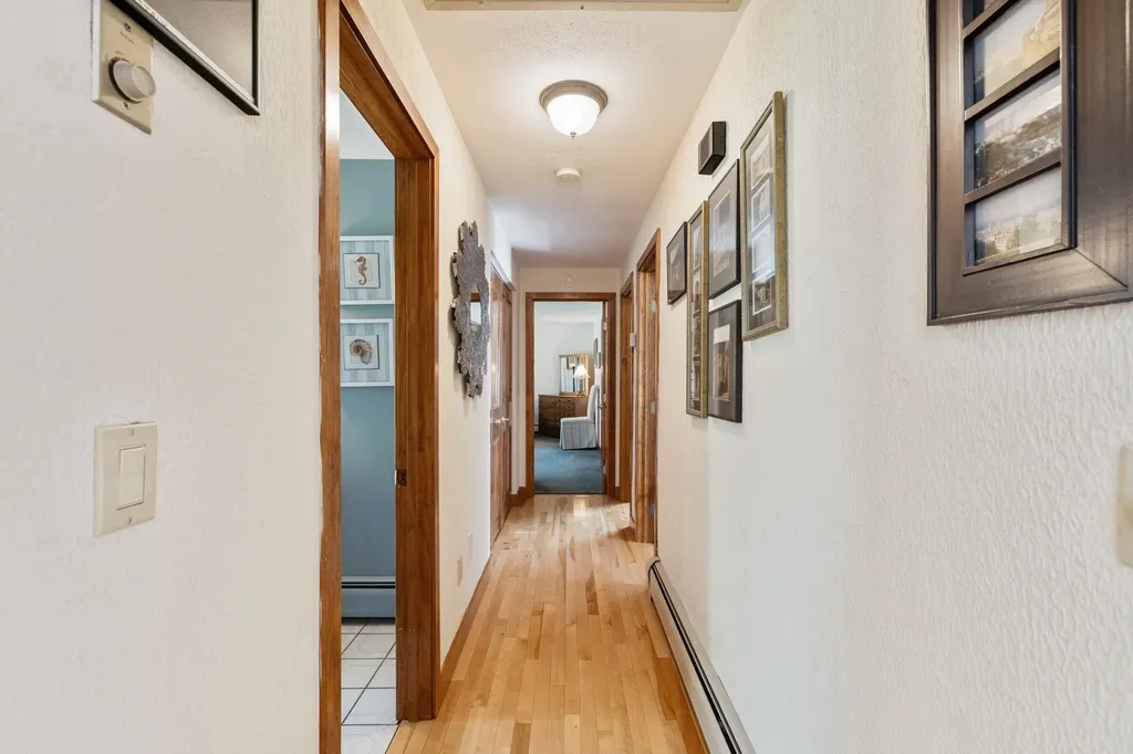 4 Floral Street Windham NH 03087