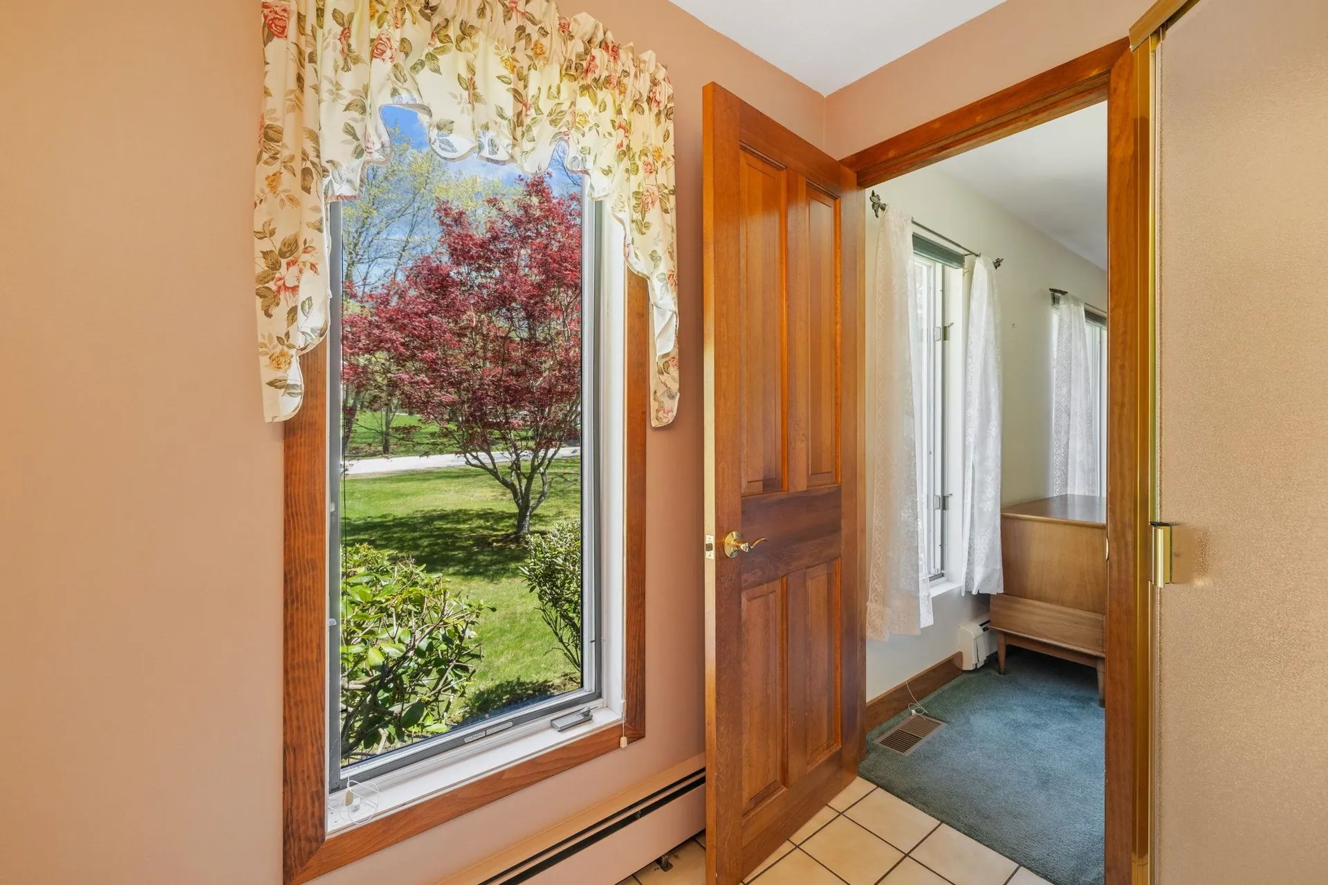 4 Floral Street Windham NH 03087