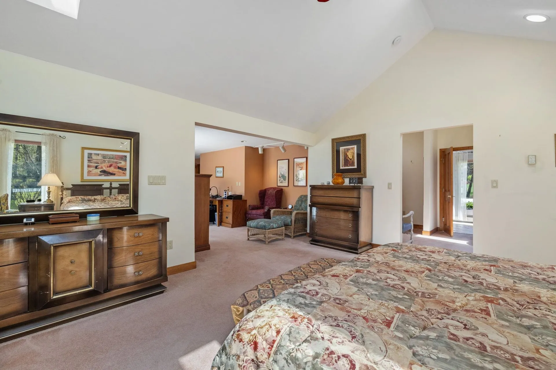 4 Floral Street Windham NH 03087