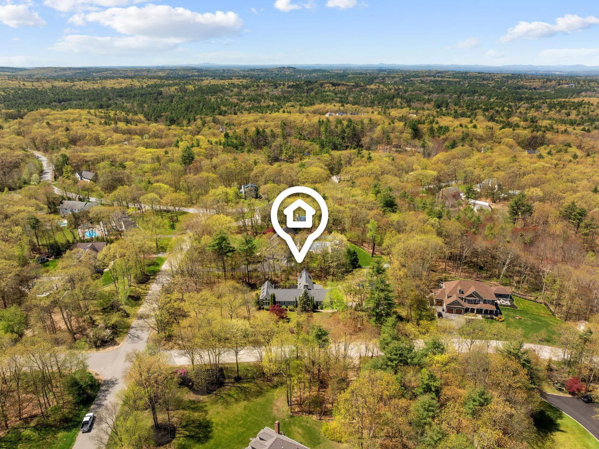 4 Floral Street Windham NH 03087