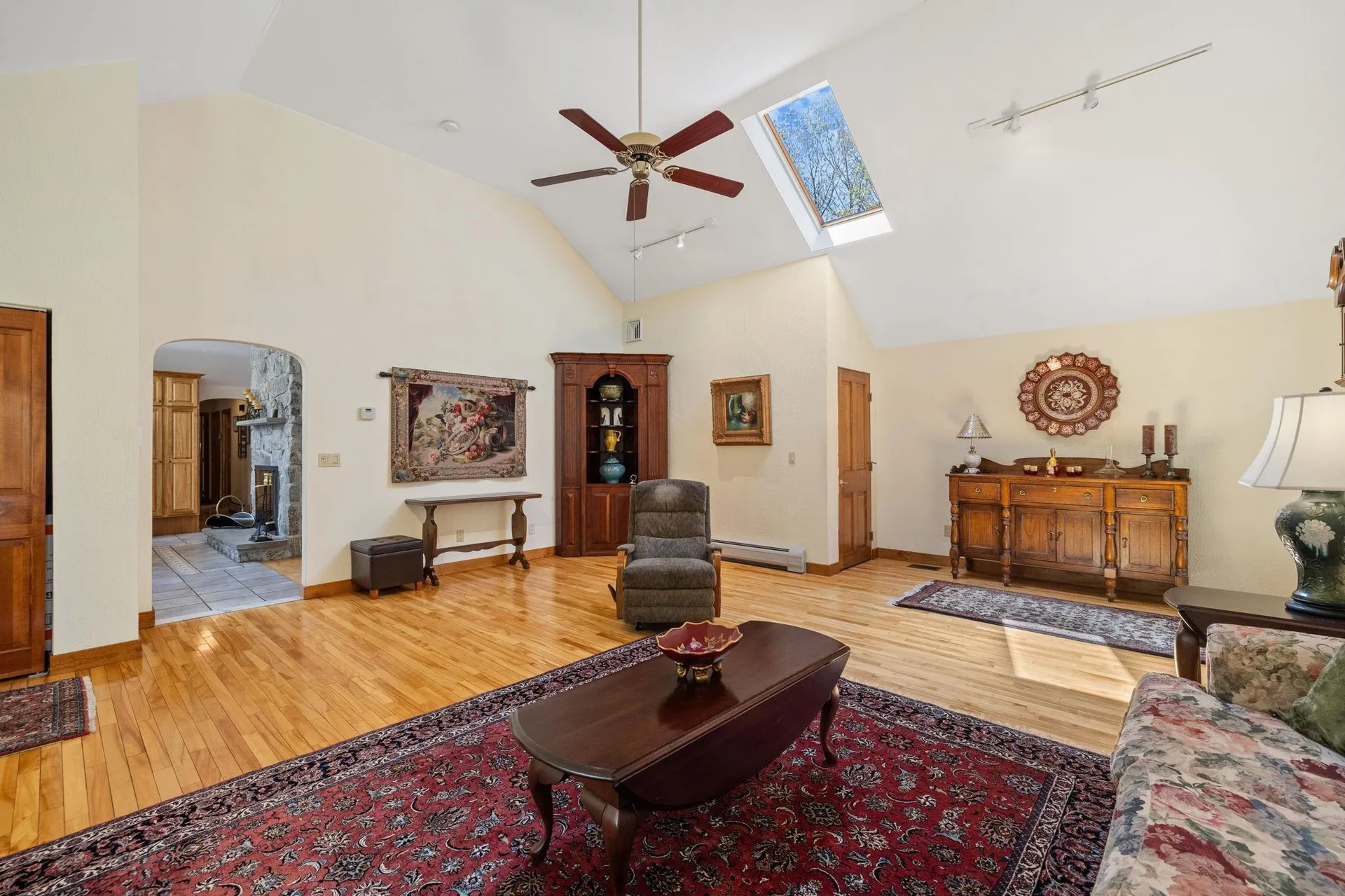 4 Floral Street Windham NH 03087