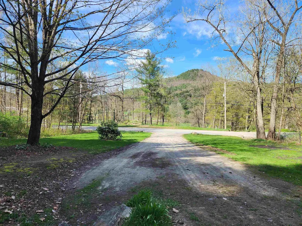 222 Peck Road Chester VT 05143