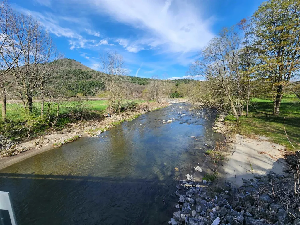 222 Peck Road Chester VT 05143