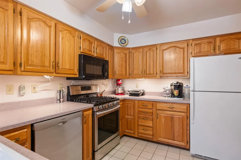 20 Eastview Drive St. Albans City VT 05478
