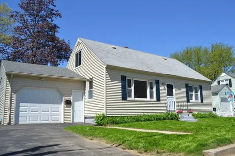 15 Saint Lazare Street Nashua NH 03060