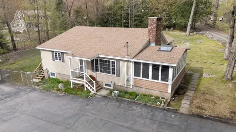 7 Forest Road Raymond NH 03077