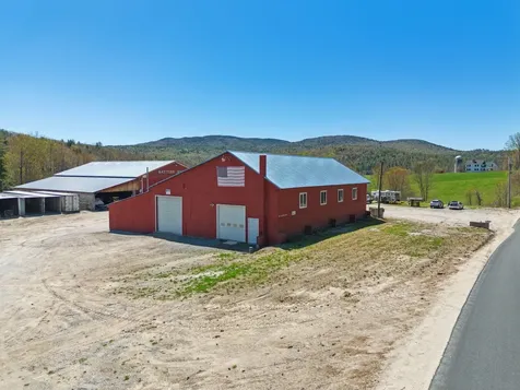 318 Center Road Bradford NH 03221