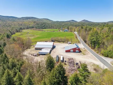 318 Center Road Bradford NH 03221