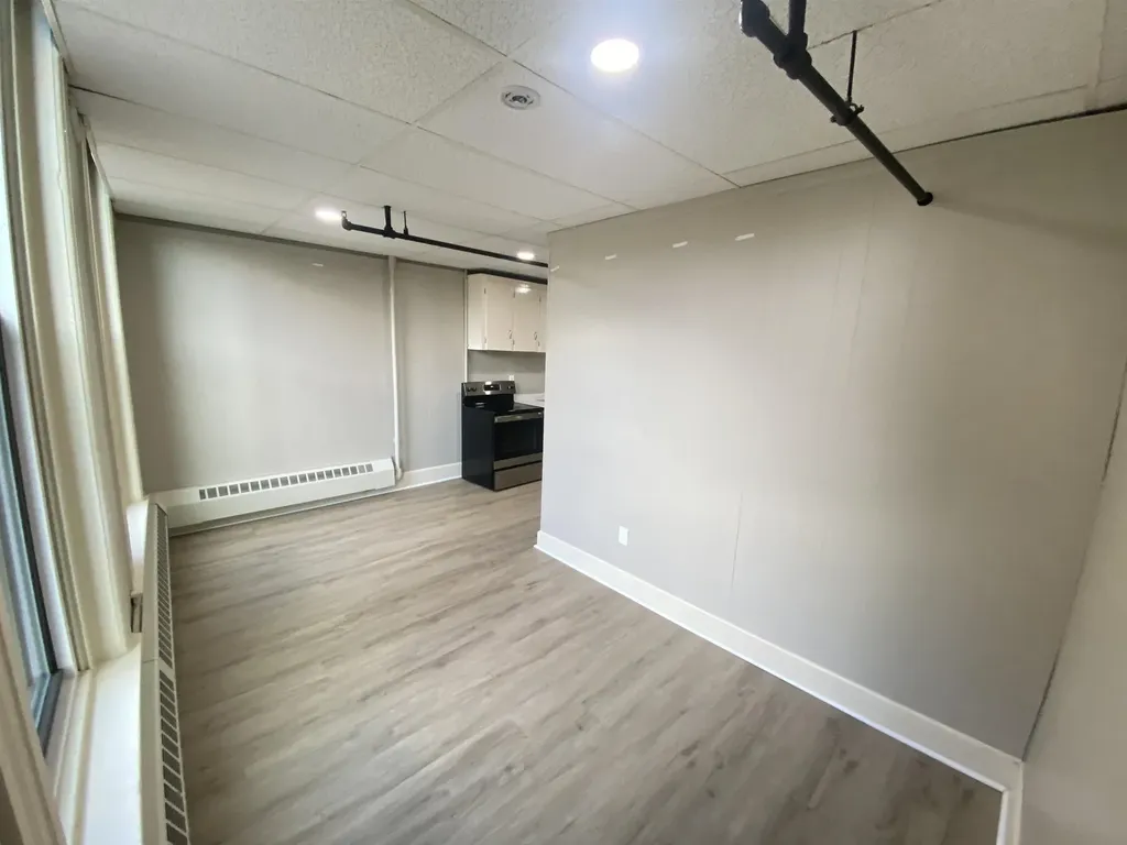 1 Pleasant Street Claremont NH 03743