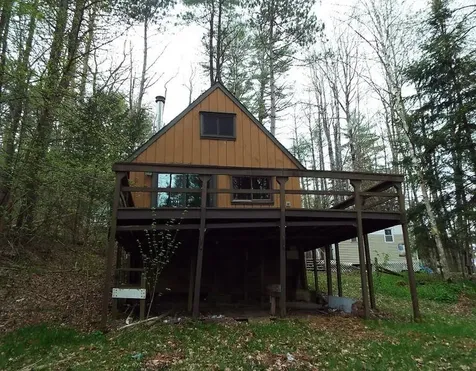 121 Hodge Hill Road Lisbon NH 03585