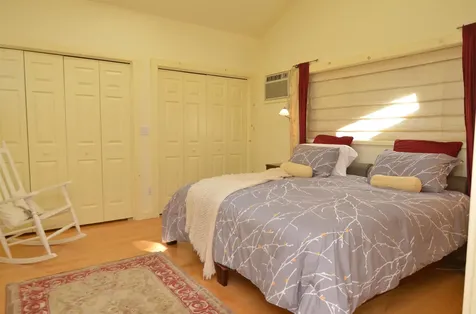 19 Hummingbird Lane Hillsborough NH 03244