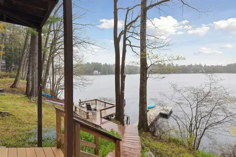 19 Hummingbird Lane Hillsborough NH 03244
