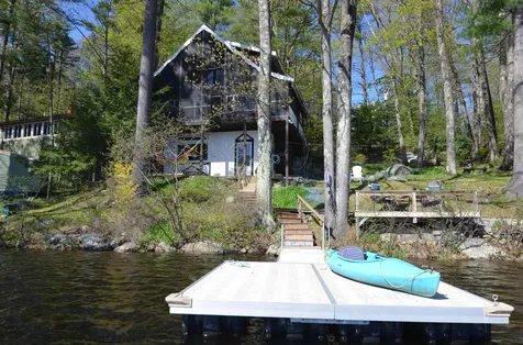 19 Hummingbird Lane Hillsborough NH 03244
