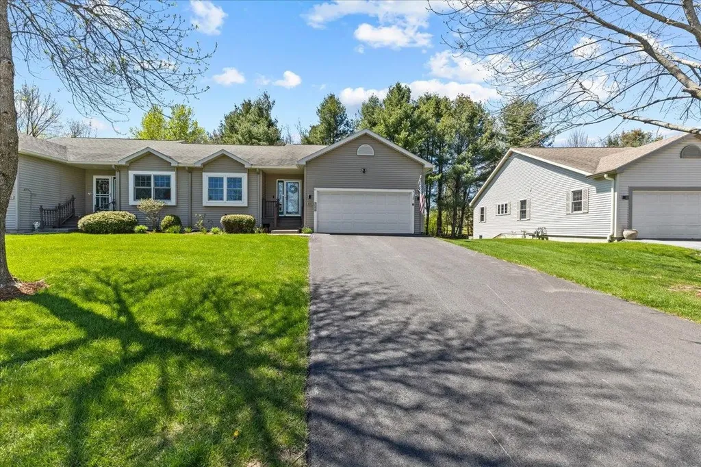 468 Bittersweet Circle, Williston VT Real Estate Listing MLS 4994825