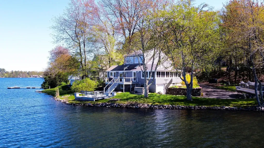 47 W Shore Road Windham NH 03087