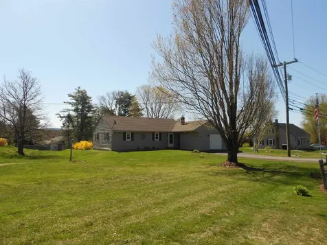 1793 Parade Road Laconia NH 03246