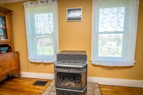 28 Water Street Lancaster NH 03584
